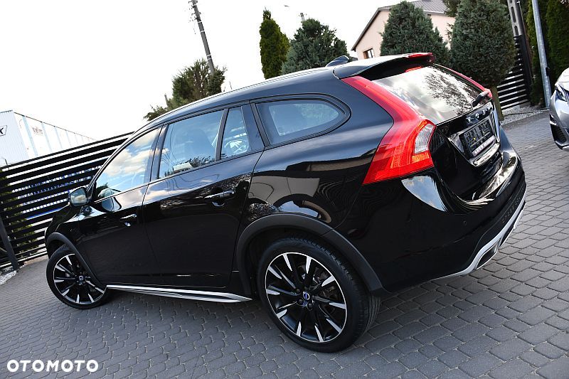 Volvo V60 Cross Country D4 Geartronic Summum - 27