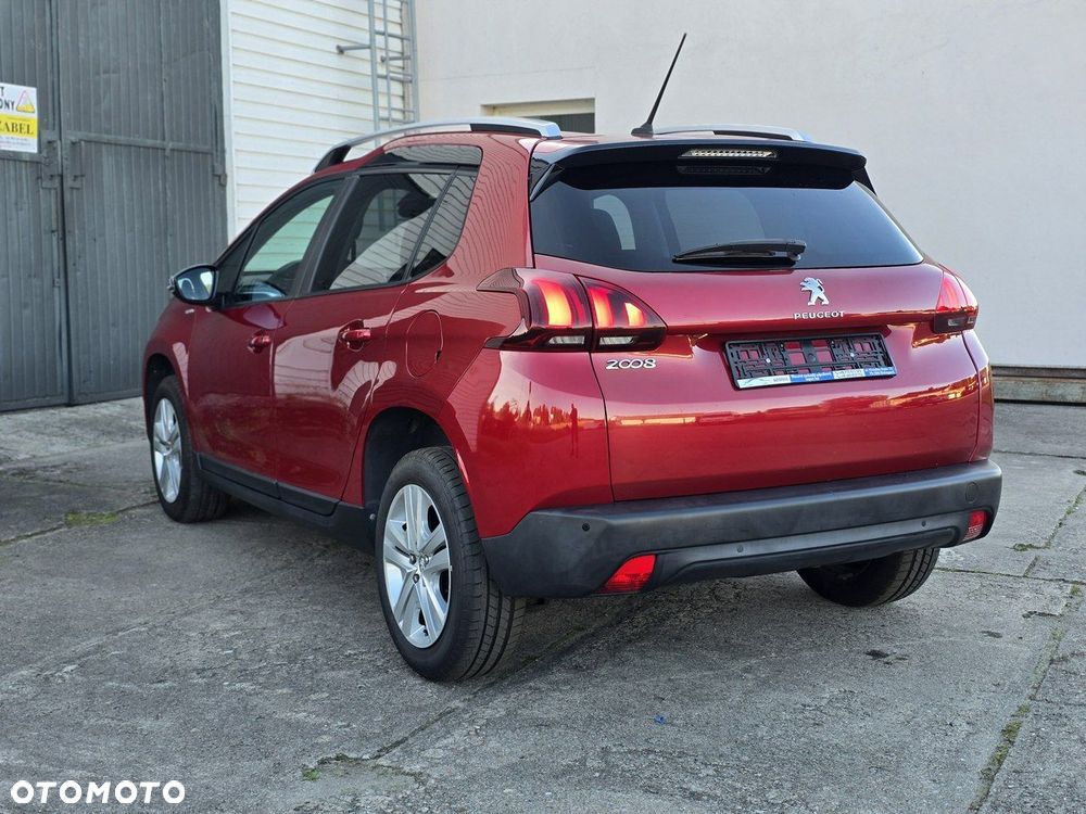 Peugeot 2008 1.2 Pure Tech Style - 14