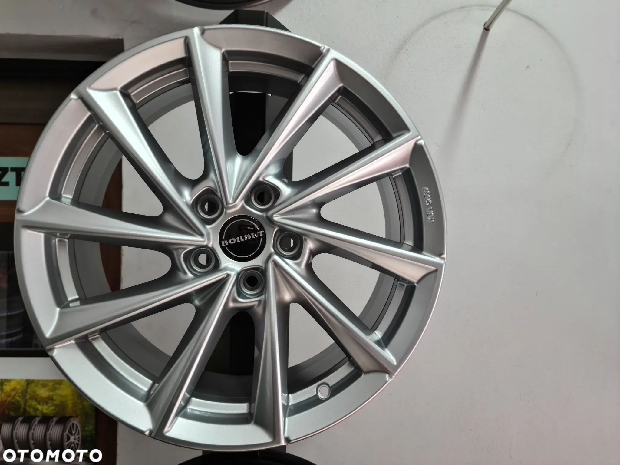 Felgi aluminiowe BORBET 5x114,3r18 et48 srebrne NOWE!!!! - 4
