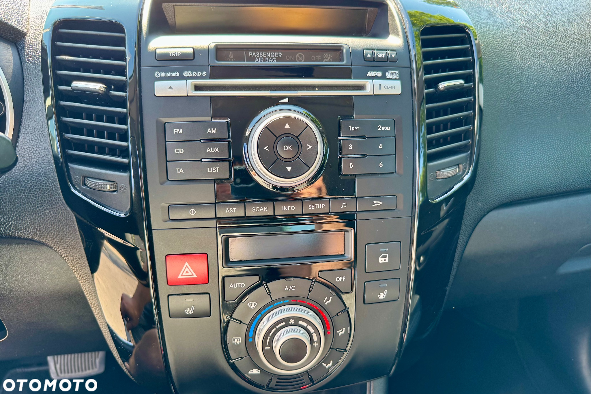 Kia Venga - 23