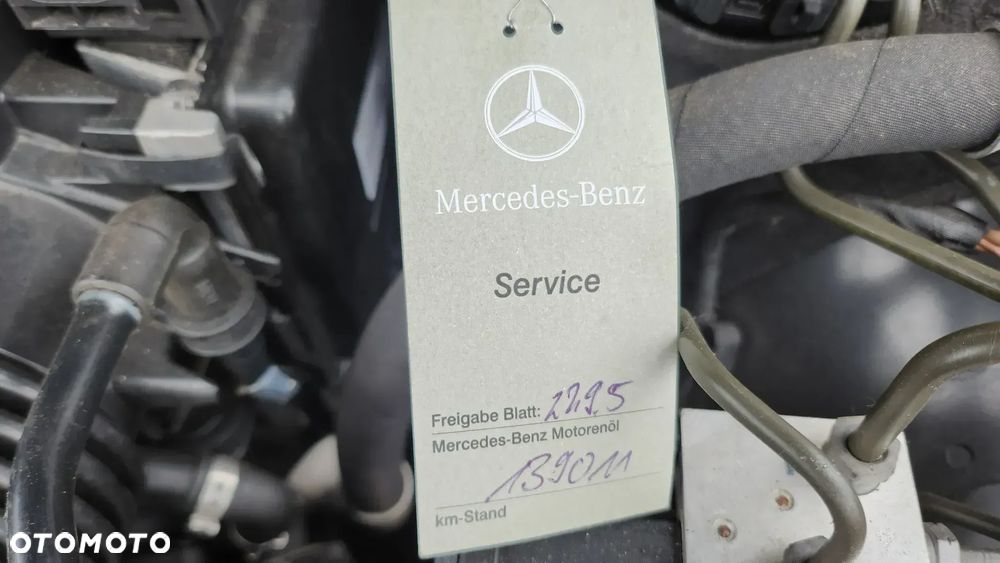 Mercedes-Benz Klasa C 250 CGI BlueEff Sport - 22