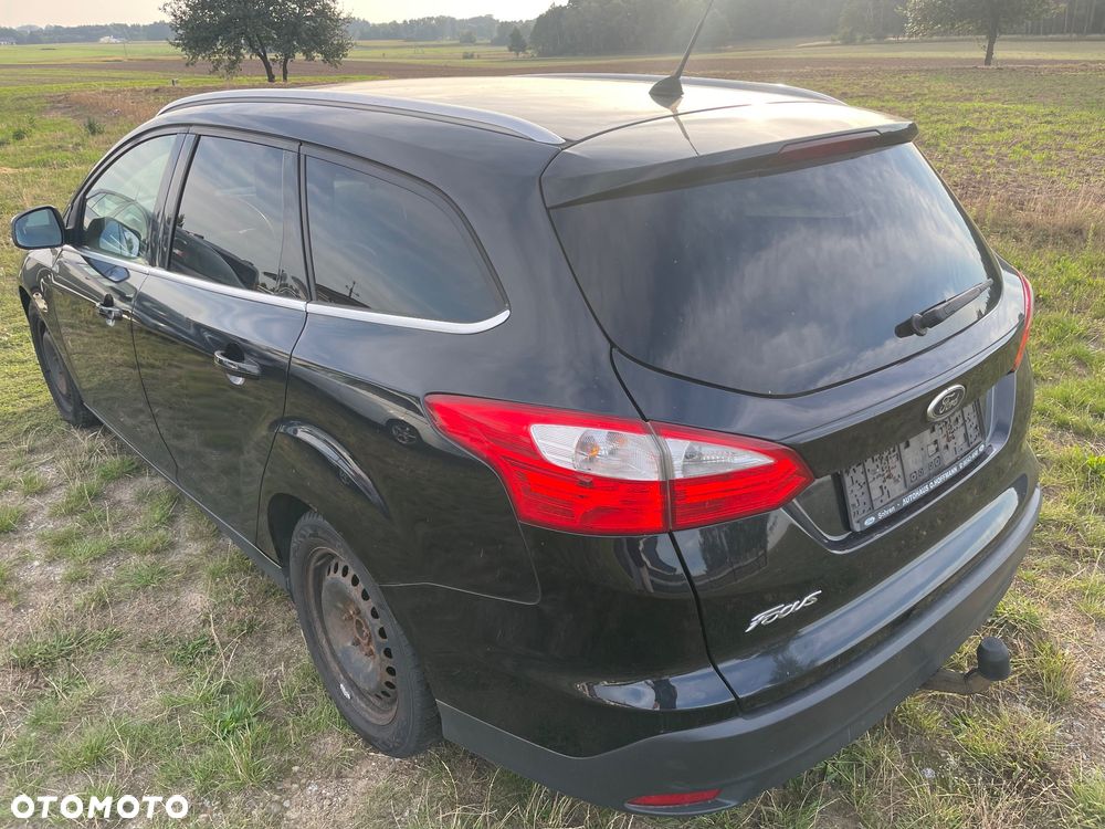 Ford Focus 2.0 TDCi DPF Titanium - 6