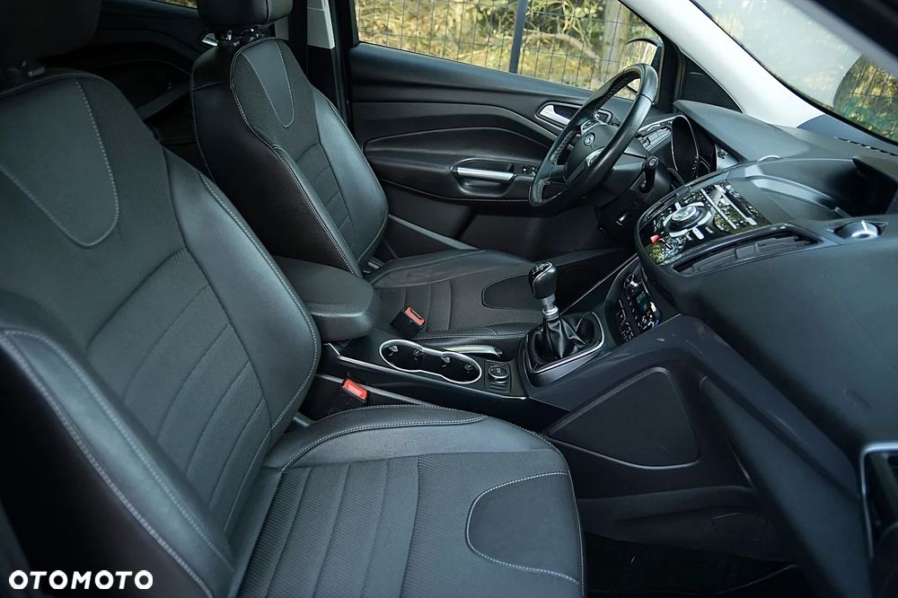 Ford Kuga 2.0 TDCi 4x4 Individual - 23