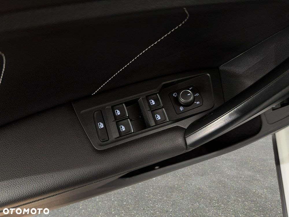 Volkswagen Tiguan - 25