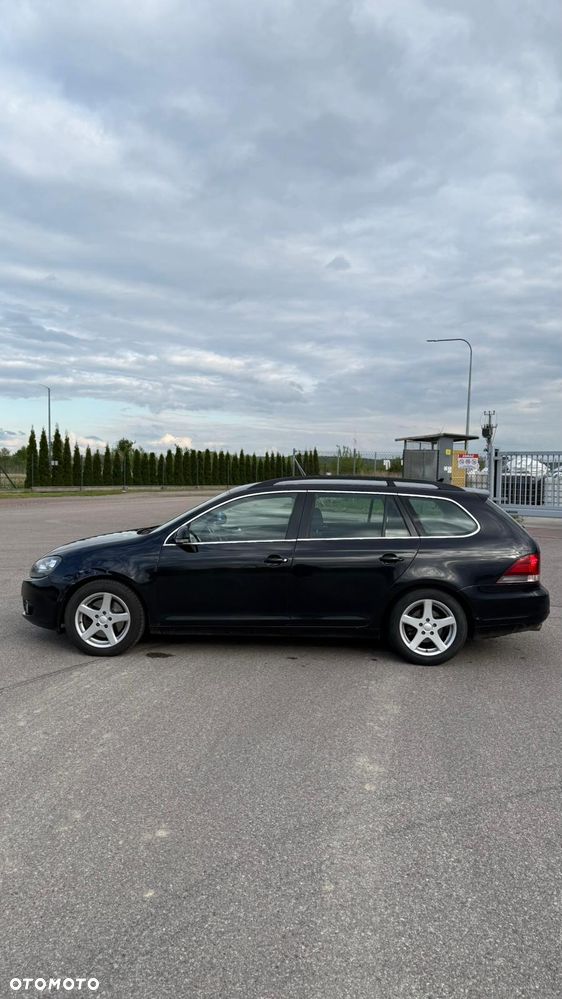 Volkswagen Golf 2.0 TDI Comfortline - 6