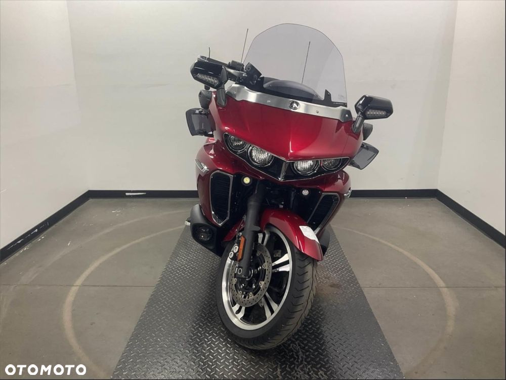 Yamaha Venture - 2