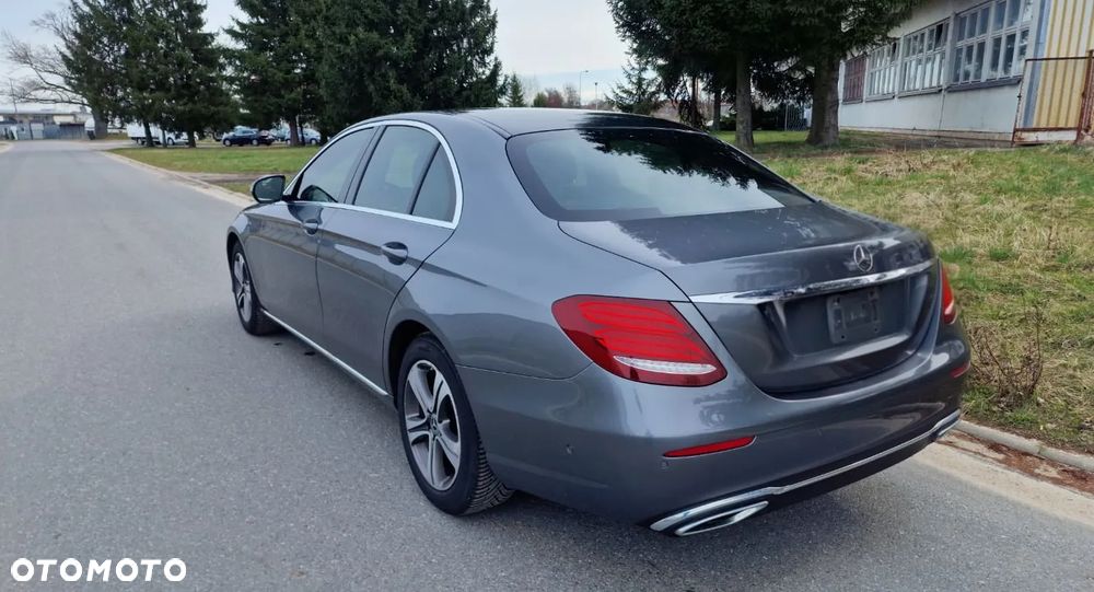 Mercedes-Benz Klasa E 200 d 9G-TRONIC - 6
