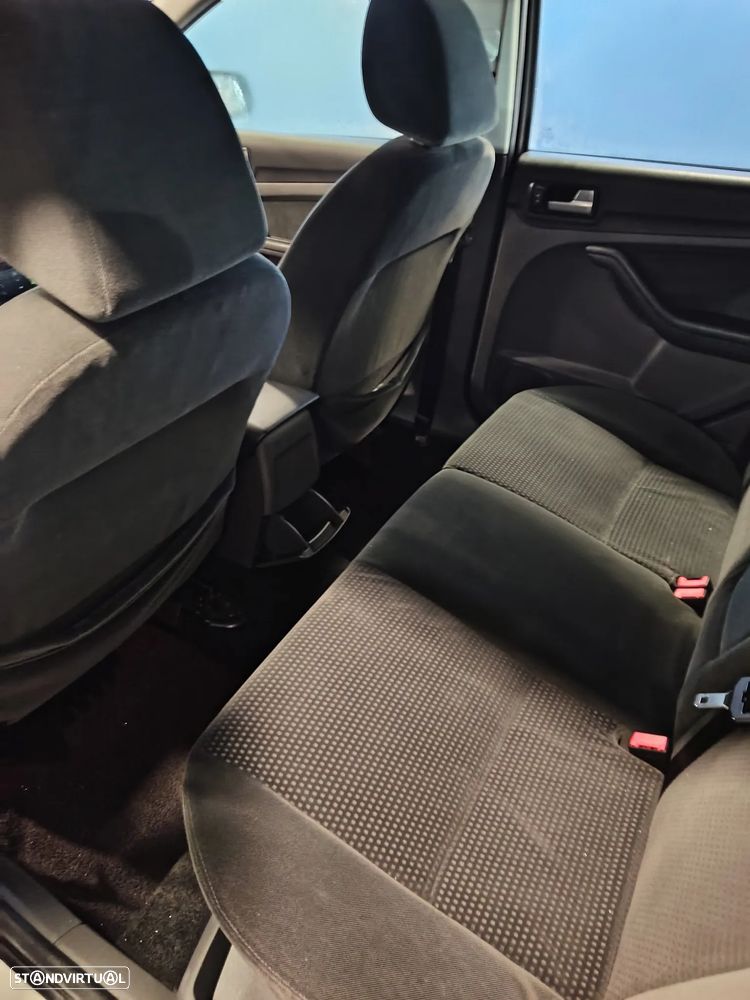 Ford Focus 1.6 TDCi Ghia - 7