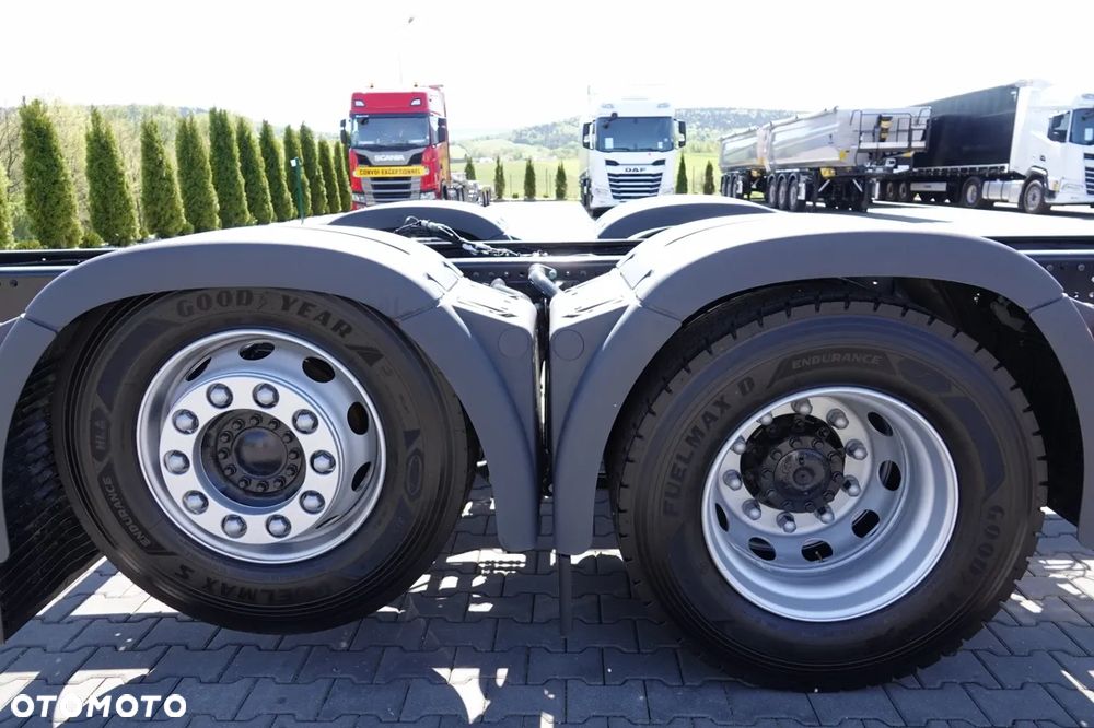 MAN TGX 26.520 / 6x2 / RAMA DŁ. 9,1M / OŚ PODNOSZONA / SKRĘTNA  / DO ZABUDOWY / FABRYCZNIE NOWY - 24