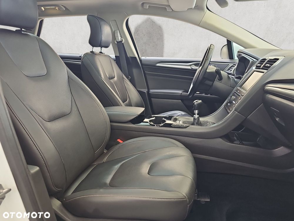 Ford Mondeo - 14