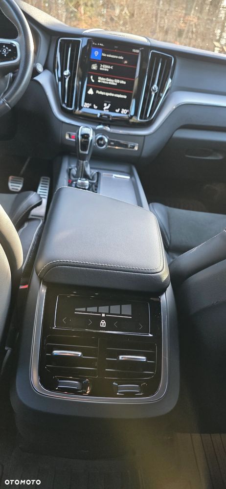 Volvo XC 60 D4 SCR R-Design - 15