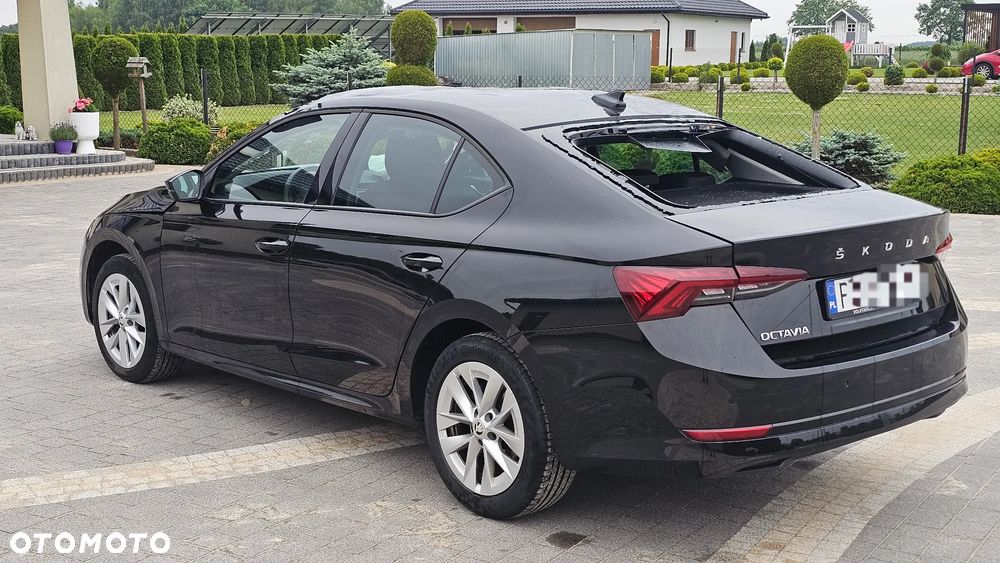 Skoda Octavia 2.0 TDI Ambition DSG - 7