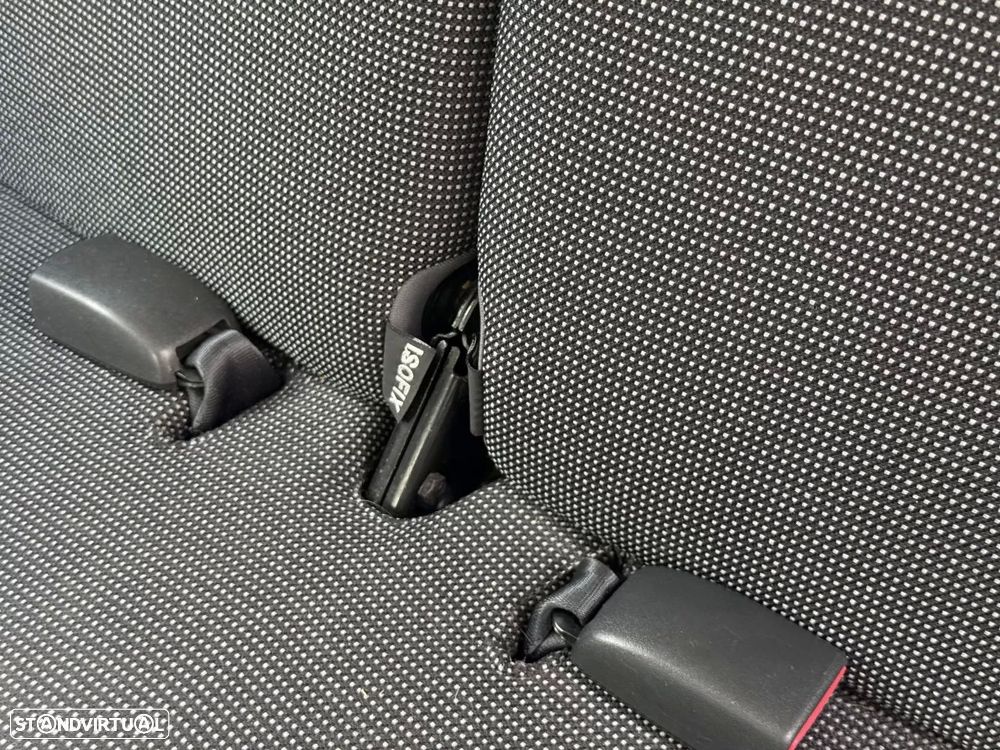 Peugeot 107 1.4 HDi Trendy - 14