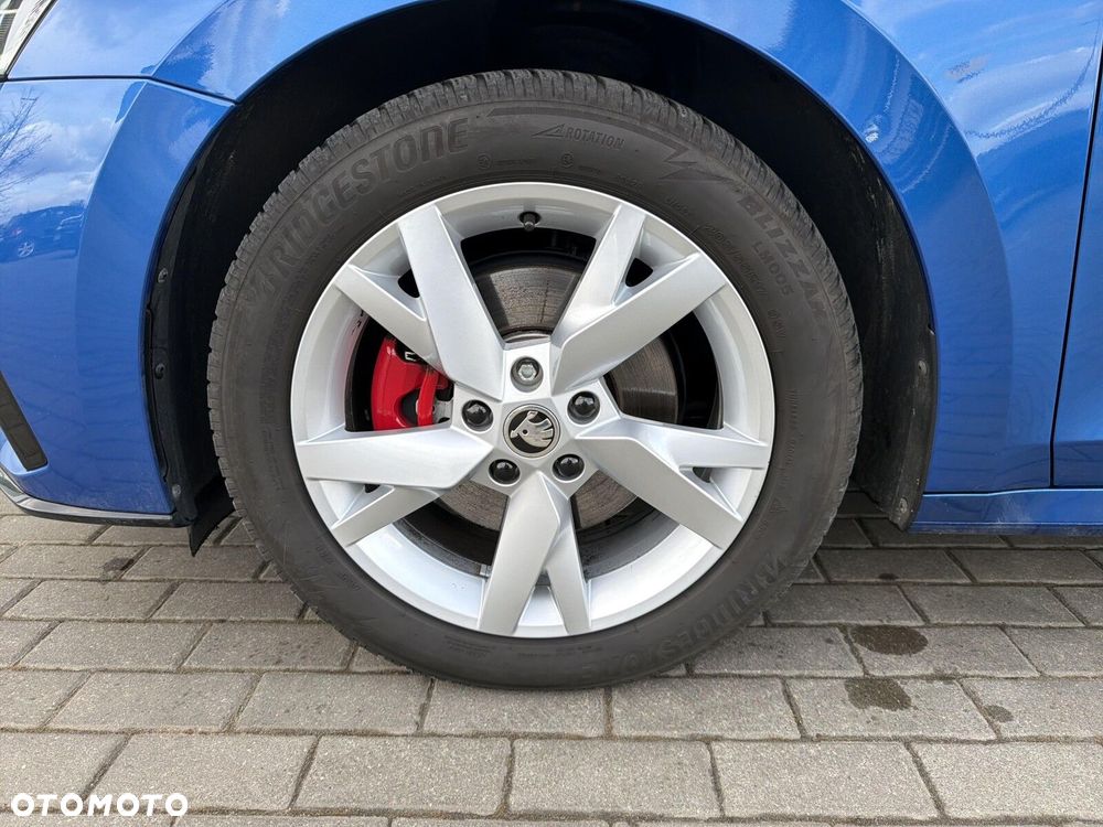 Skoda Octavia 2.0 TDI 4x4 RS DSG - 19