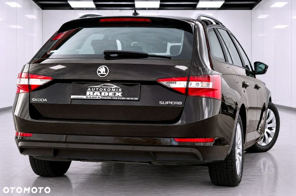 Skoda Superb - 9