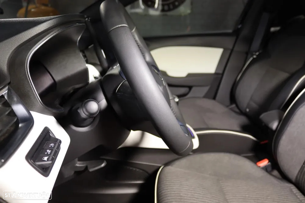 Renault Clio 1.0 TCe Techno - 15