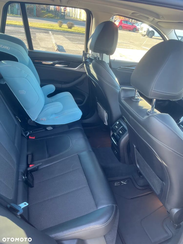 BMW X3 xDrive20i xLine - 14