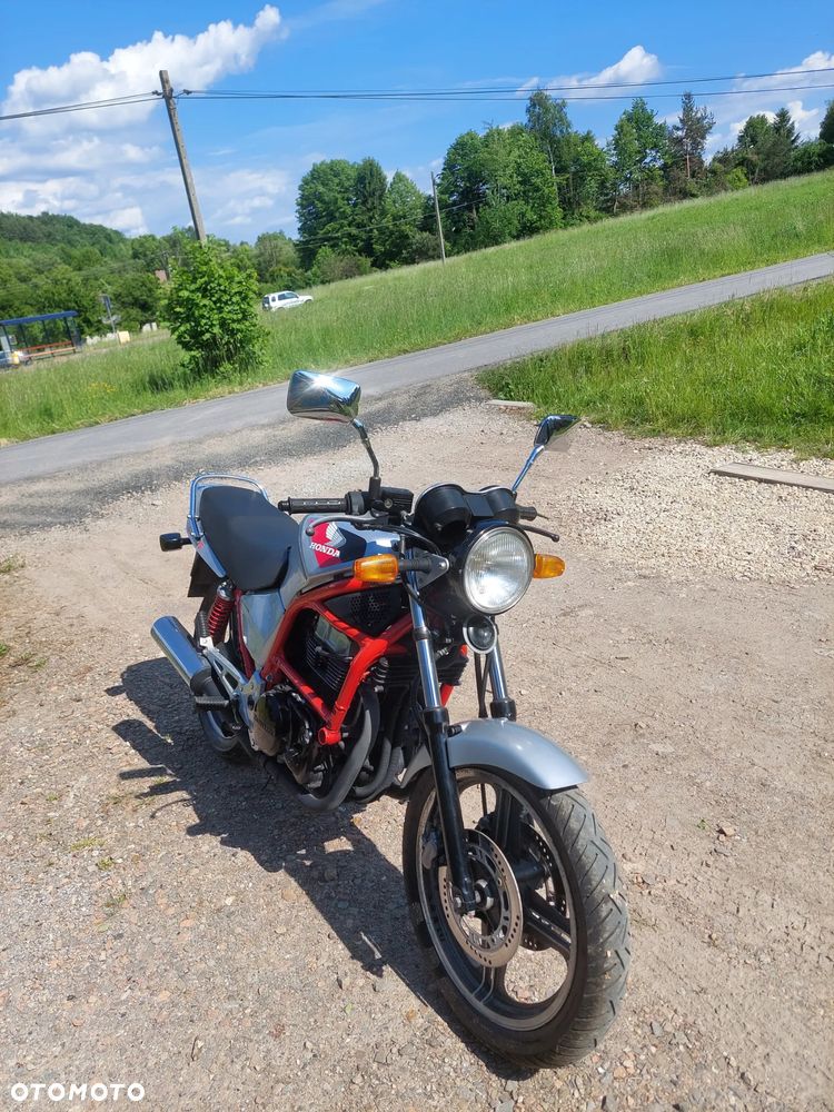 Honda CB - 10