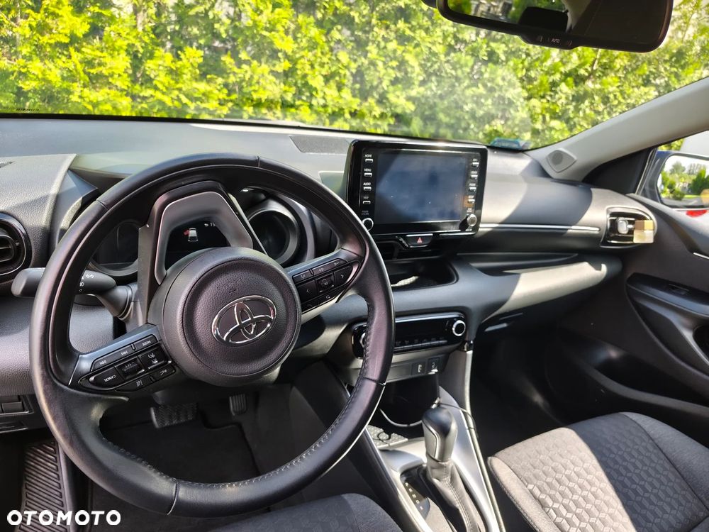 Toyota Yaris - 8
