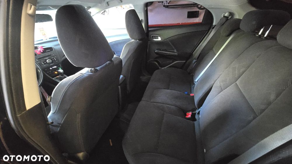 Honda Civic 1.4 i-VTEC Comfort - 12