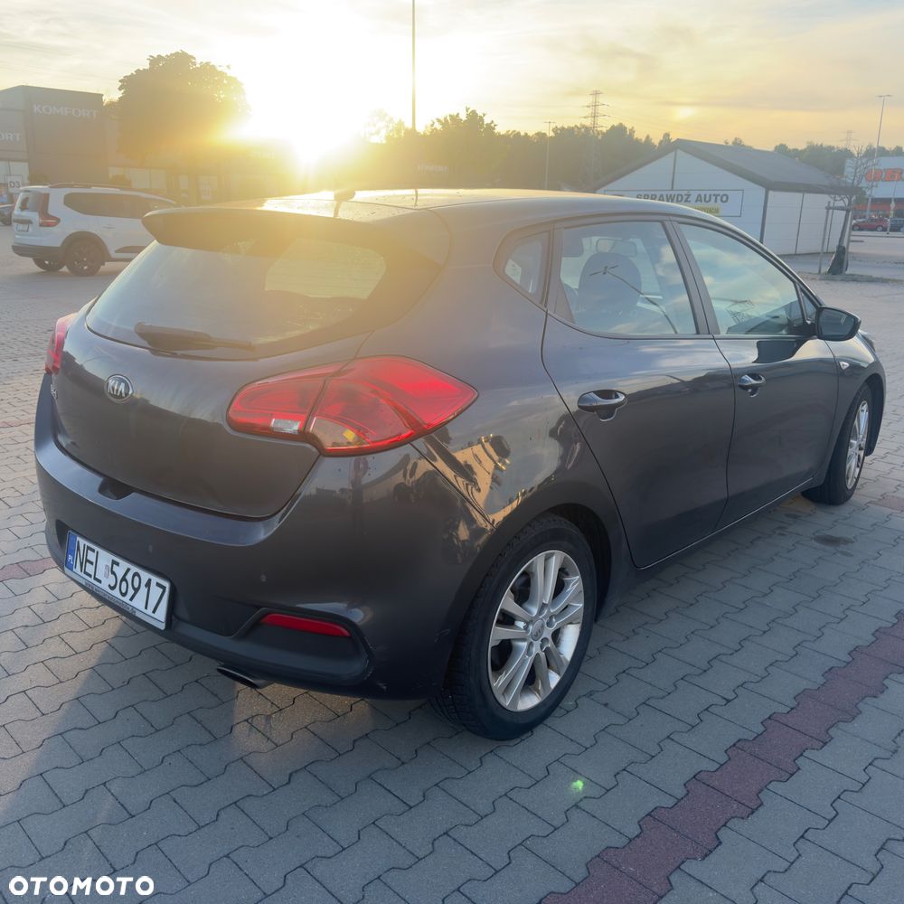Kia Ceed 1.4 CVVT - 2