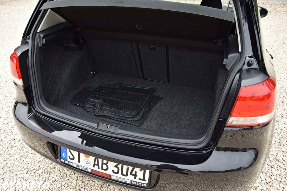 Volkswagen Golf 1.4 Comfortline - 32