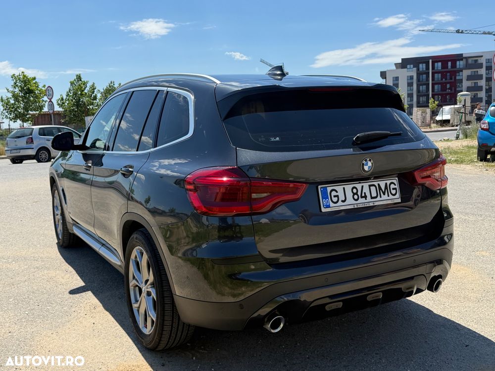BMW X3 xDrive20d AT Advantage - 8