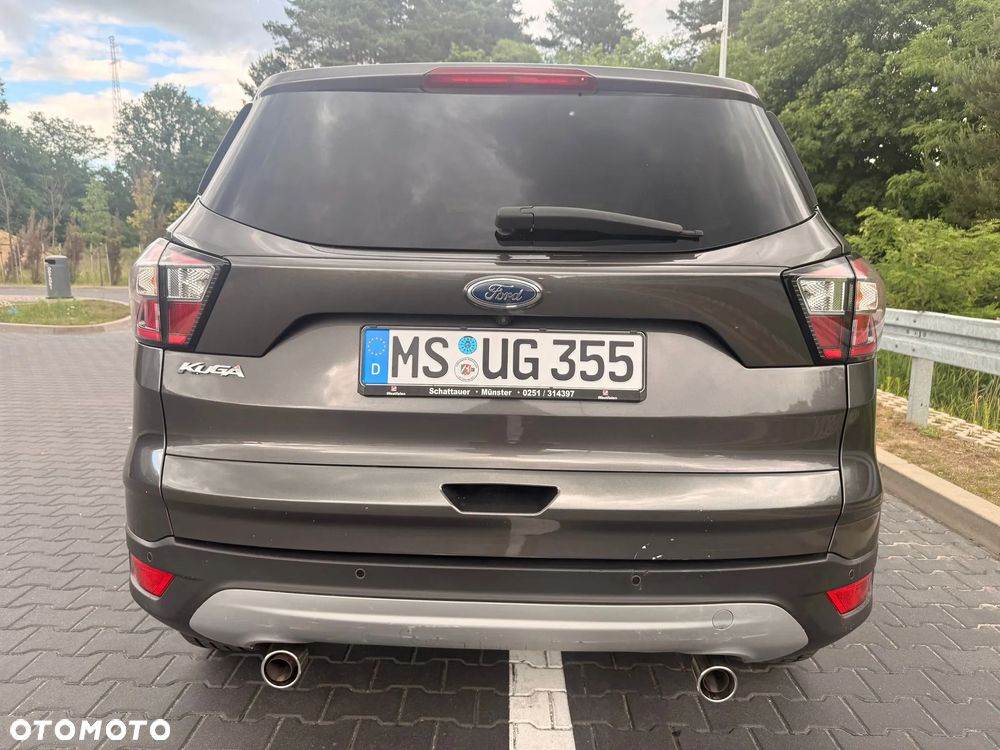 Ford Kuga - 4