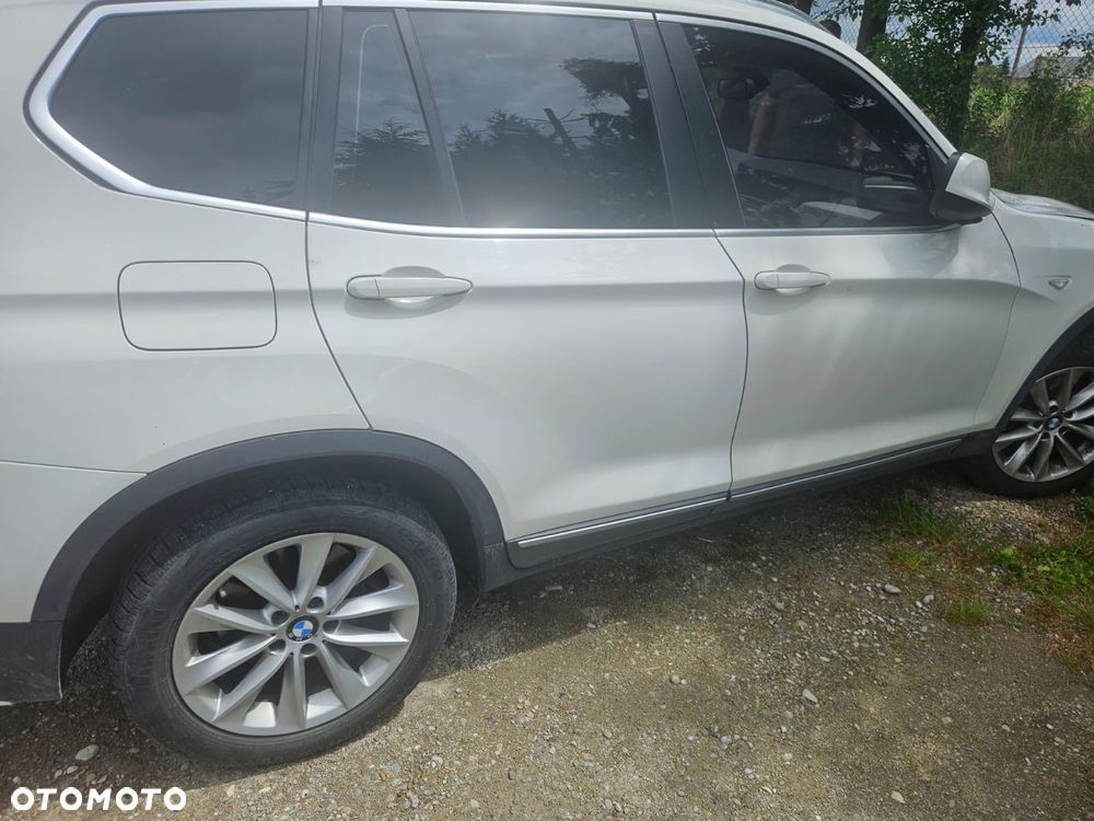 BMW X3 xDrive28i xLine - 5