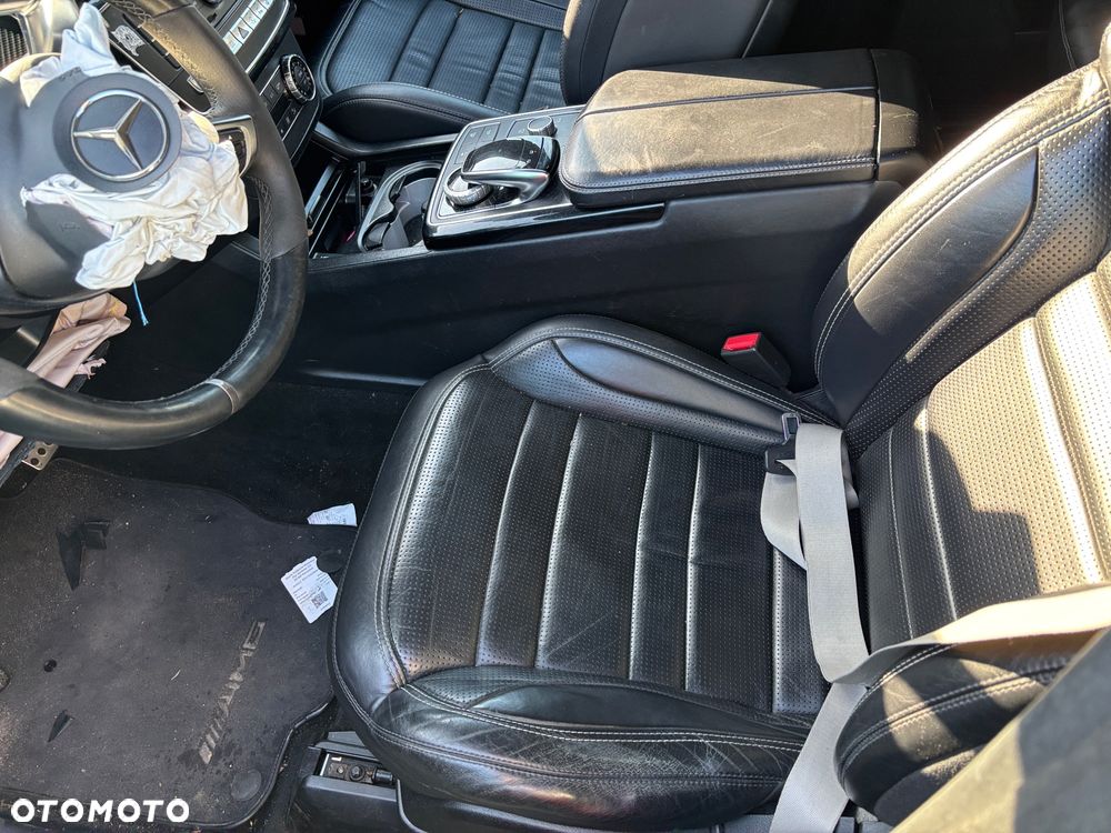 Mercedes-Benz GLE - 27