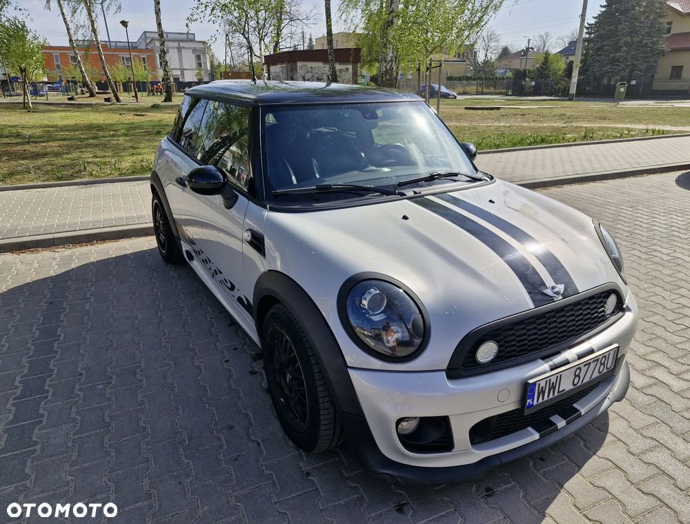 MINI Cooper Standard - 8