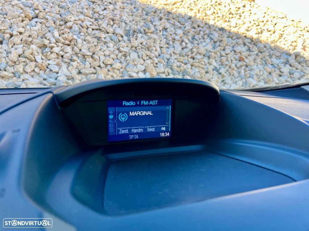 Ford C-Max 1.0 Ecoboost S&S Titanium - 46
