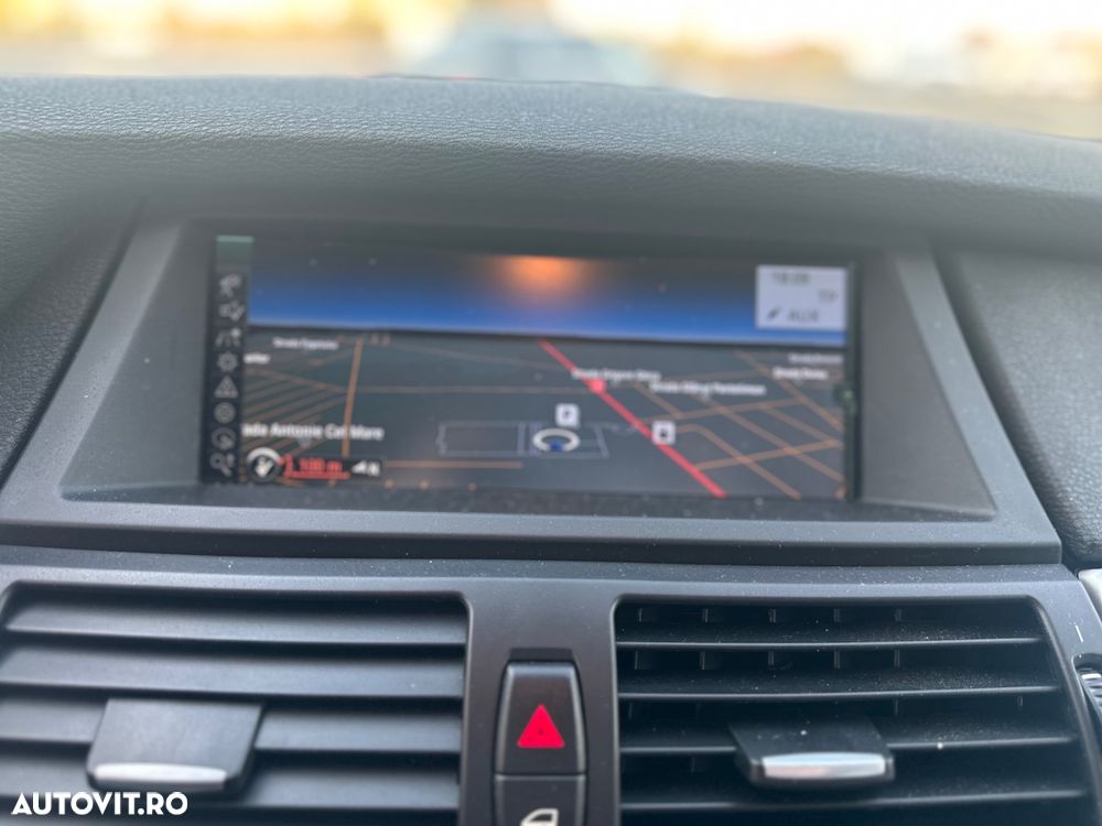 BMW X6 xDrive30d - 16