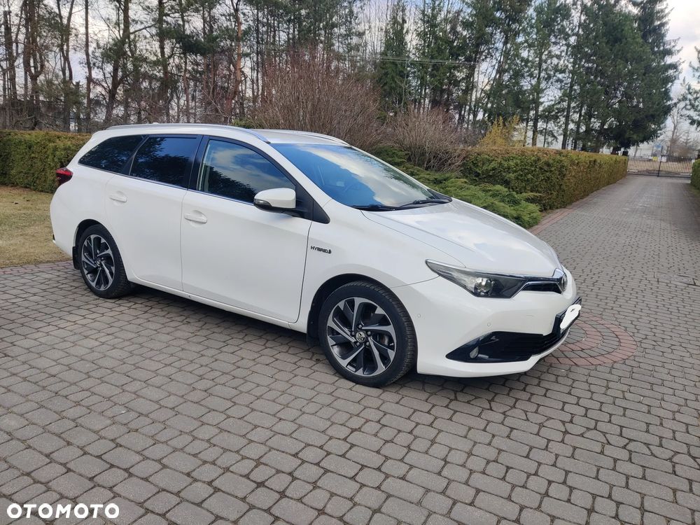 Toyota Auris Hybrid 135 Premium - 8