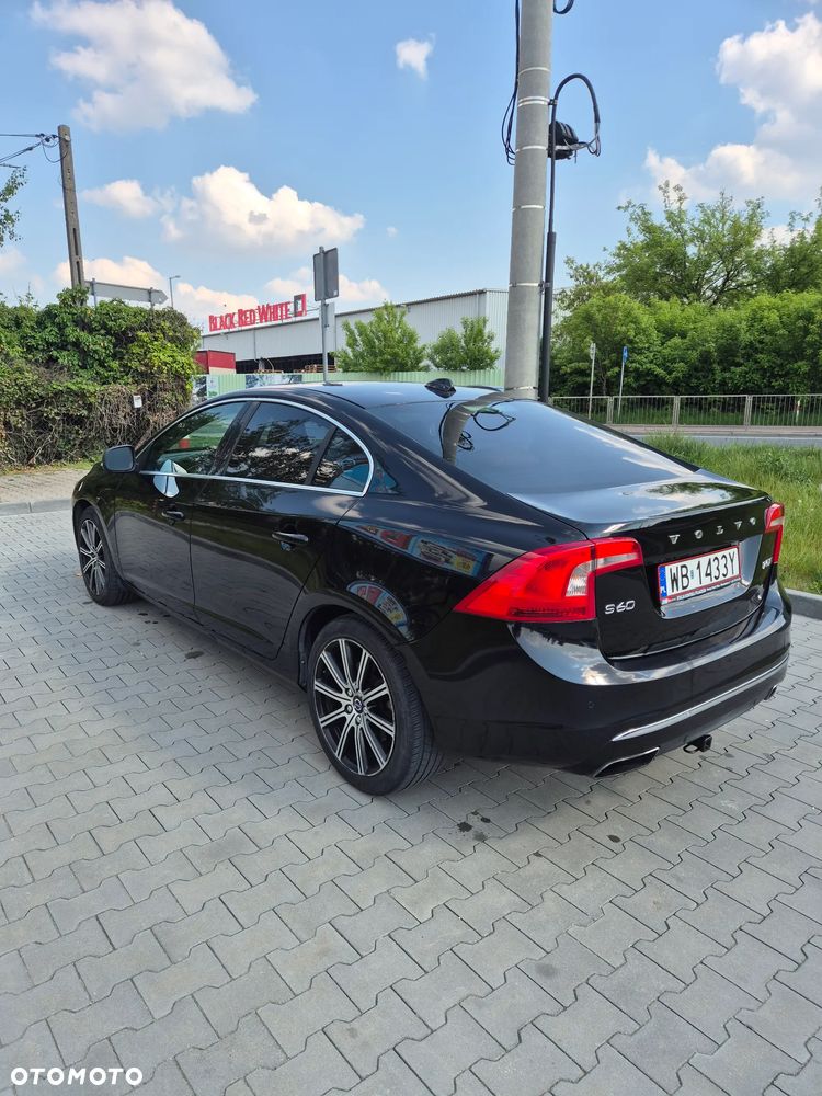 Volvo S60 T5 Drive-E R-Design Momentum - 5