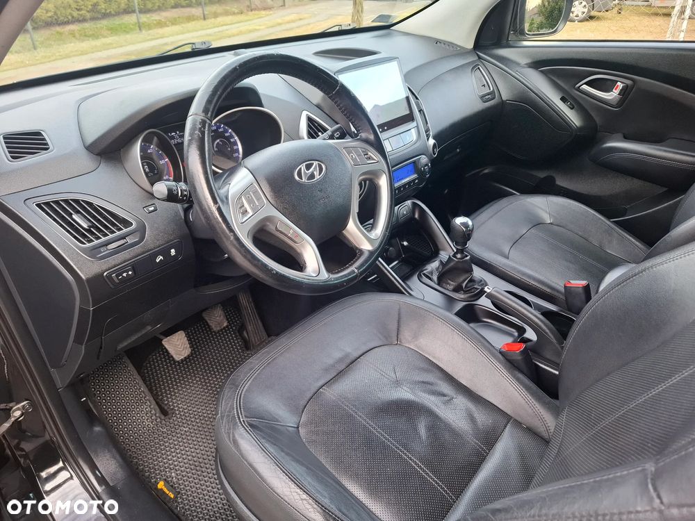 Hyundai ix35 1.7 CRDi Premium 2WD - 21