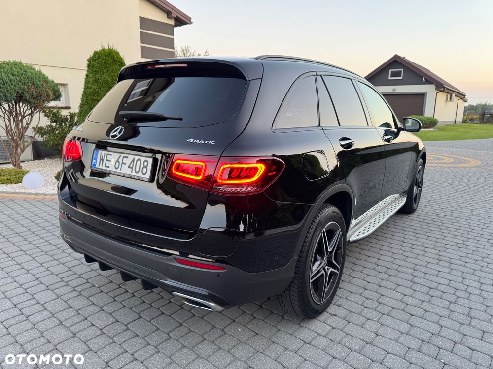 Mercedes-Benz GLC - 12