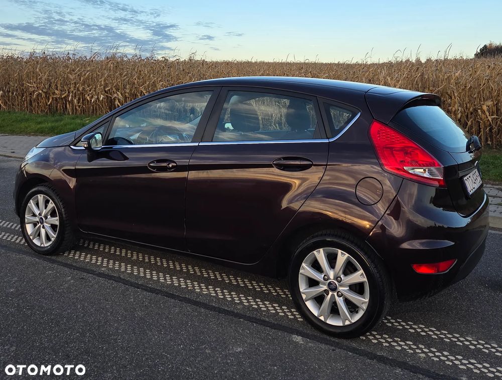 Ford Fiesta 1.25 Titanium - 26