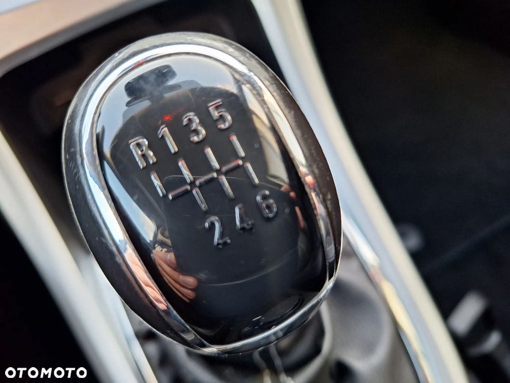 Opel Astra 1.4 Turbo Edition Sport - 19