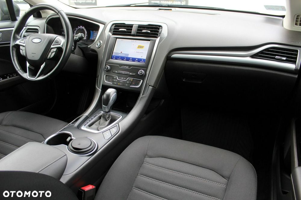 Ford Mondeo SW 2.0 Hybrid Trend - 31