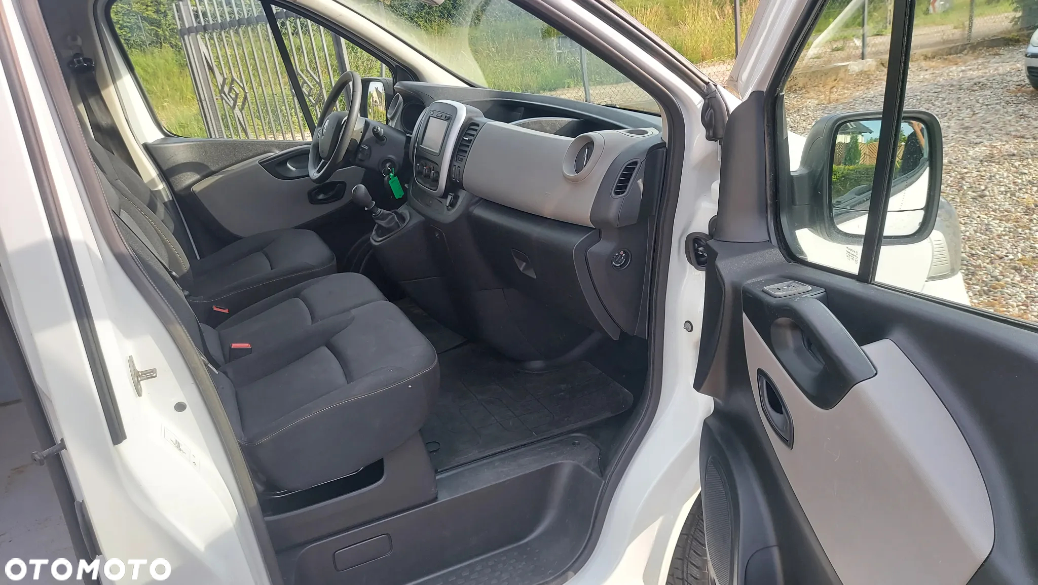 Renault Trafic - 21