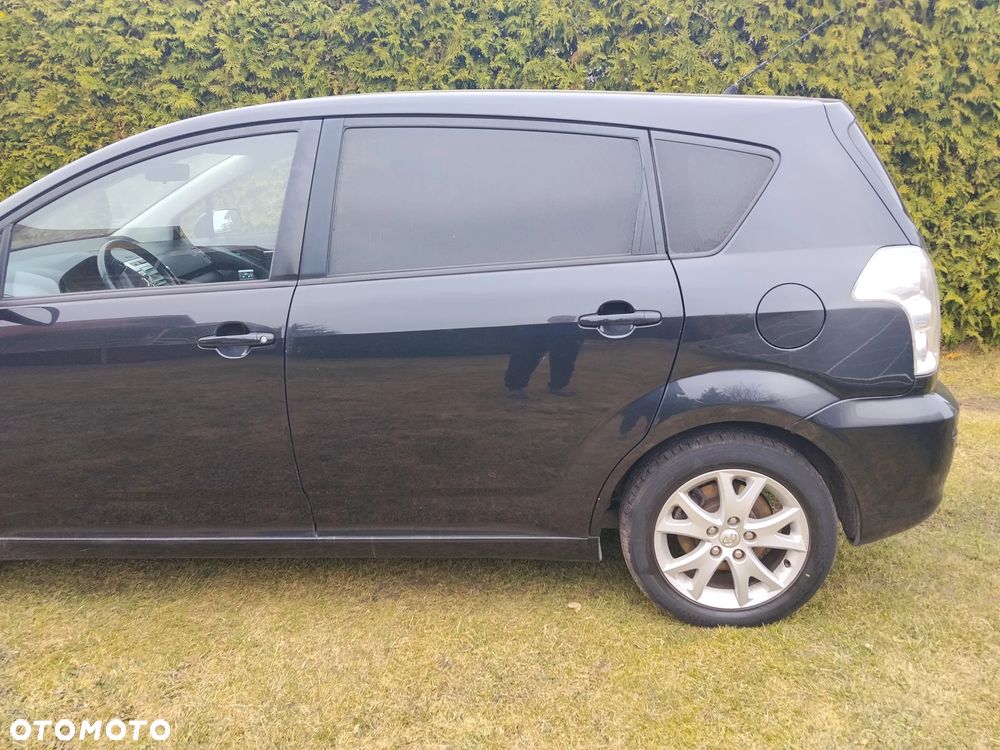 Toyota Corolla Verso - 4