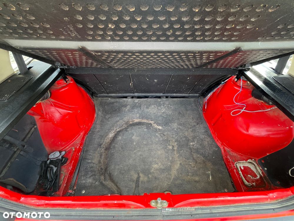 Volkswagen Golf 1.6 CL D - 27