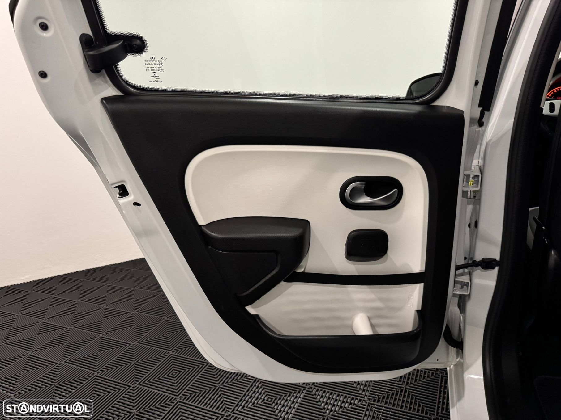 Renault Twingo 1.0 SCe Limited - 50