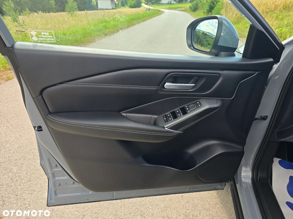 Nissan Qashqai 1.3 DIG-T N-Connecta DCT - 11