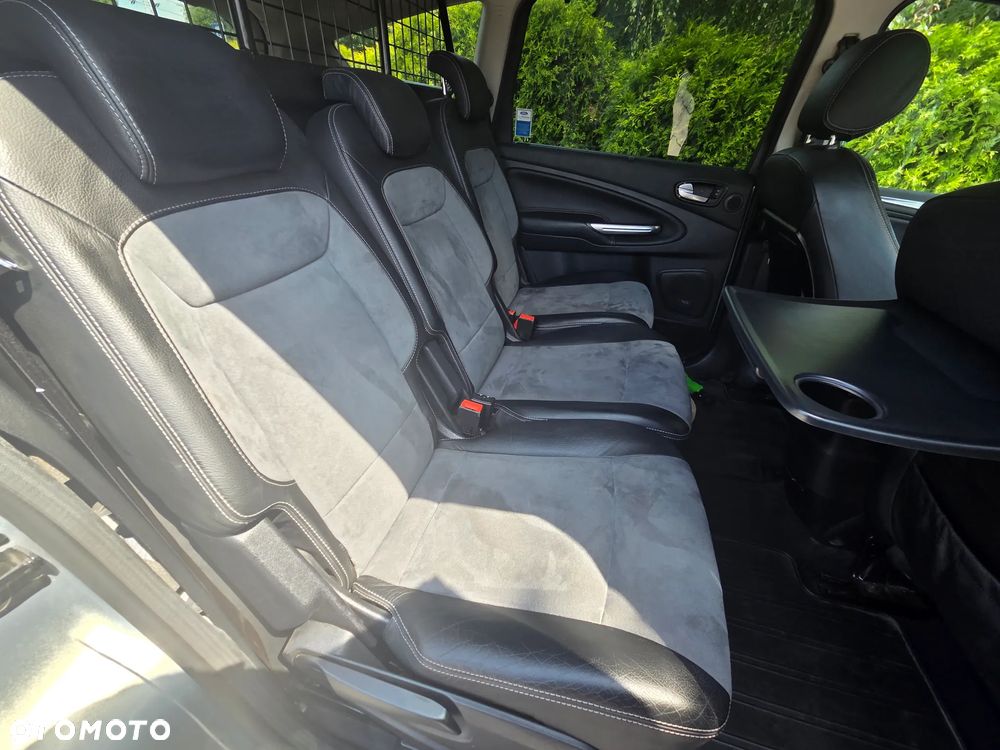Ford S-Max 2.0 TDCi DPF Titanium - 26