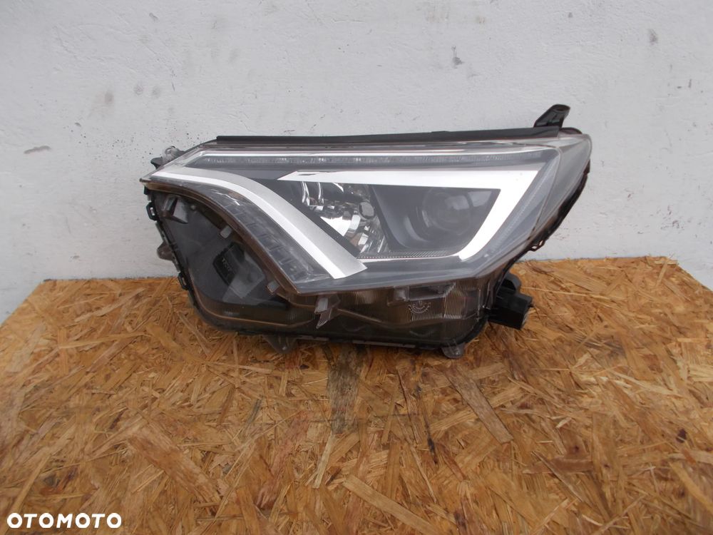 TOYOTA RAV4 RAV-4 4 IV 16-18 LIFT FULL LED LAMPA LEWA - 1
