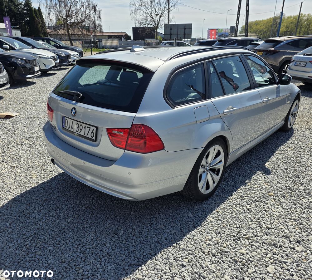 BMW Seria 3 318d DPF Edition Exclusive - 6