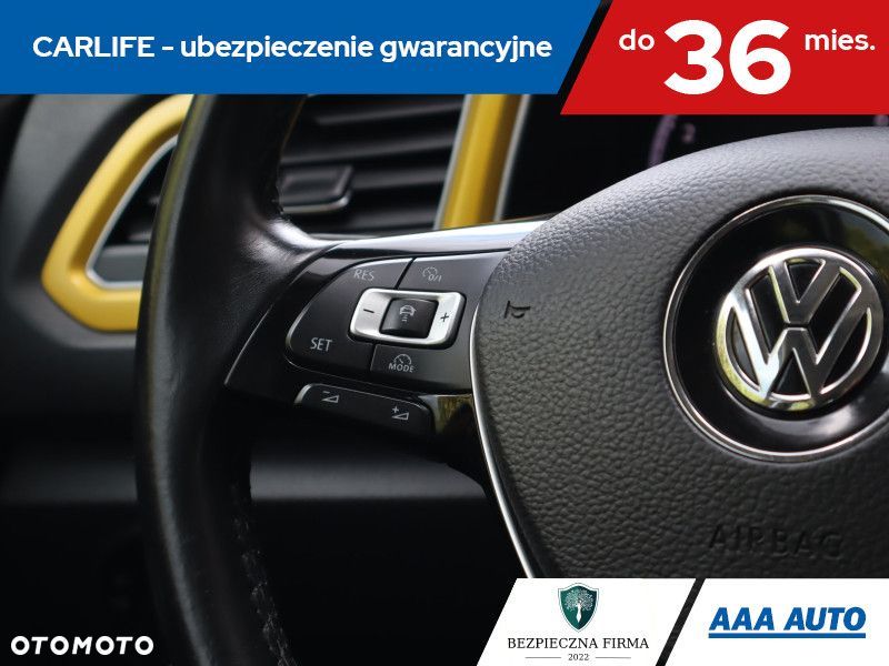 Volkswagen T-Roc - 18