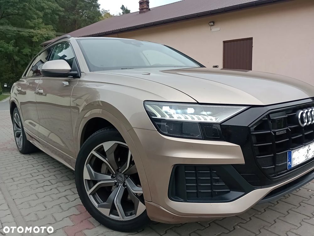 Audi Q8 - 2